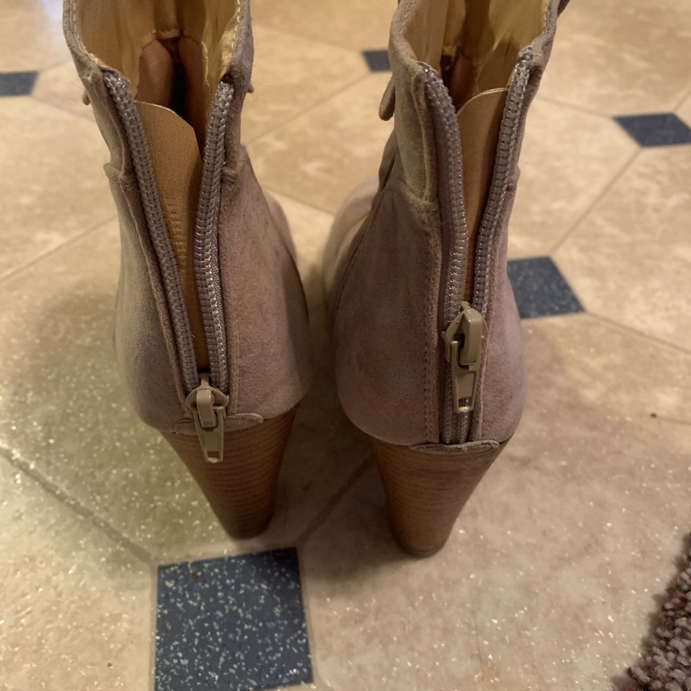 Ankle booties